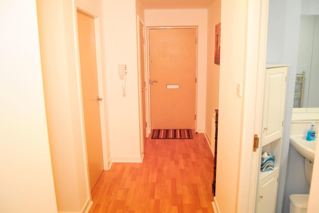 New Glasgow Family Home - Private Parking Екстериор снимка