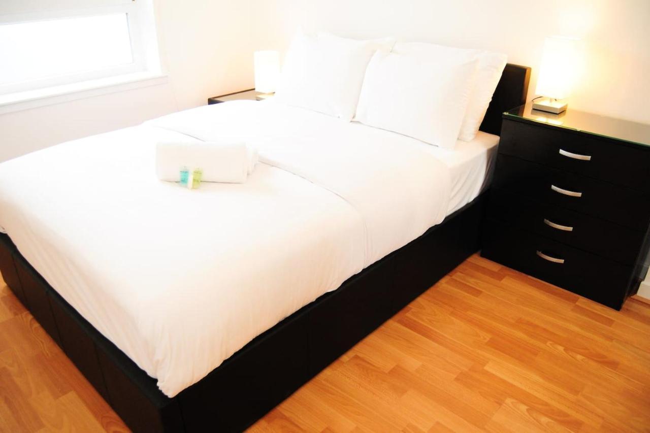 New Glasgow Family Home - Private Parking Екстериор снимка